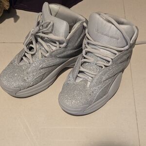 Diamond Brand Glitter Sneakers